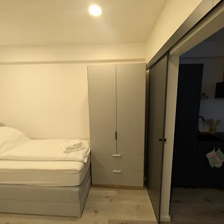 M4 Apartment *